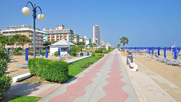 Beach & Relax Lido di Jesolo Luaran gambar